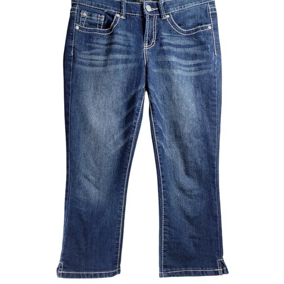 Womens Denim Capri Jeans Embellished Pockets White Stitching Blue Wash - Picture 5 of 13